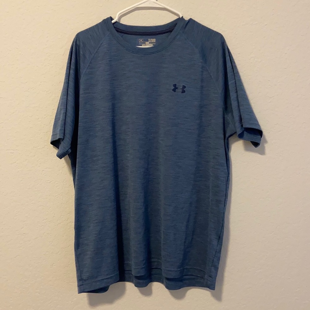 Under Armor Short Sleeve Athletic Shirt XL